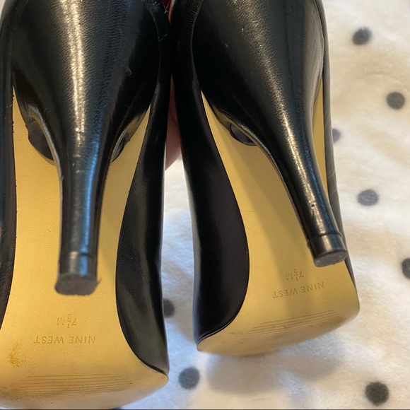 NINE WEST | Peep toe black stiletto heels - Picture 5 of 6